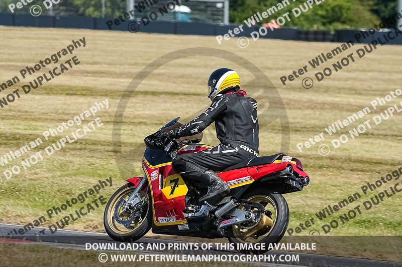 cadwell park;cadwell park photographs;cadwell trackday photographs;enduro digital images;event digital images;eventdigitalimages;peter wileman photography;racing digital images;trackday digital images;trackday photos